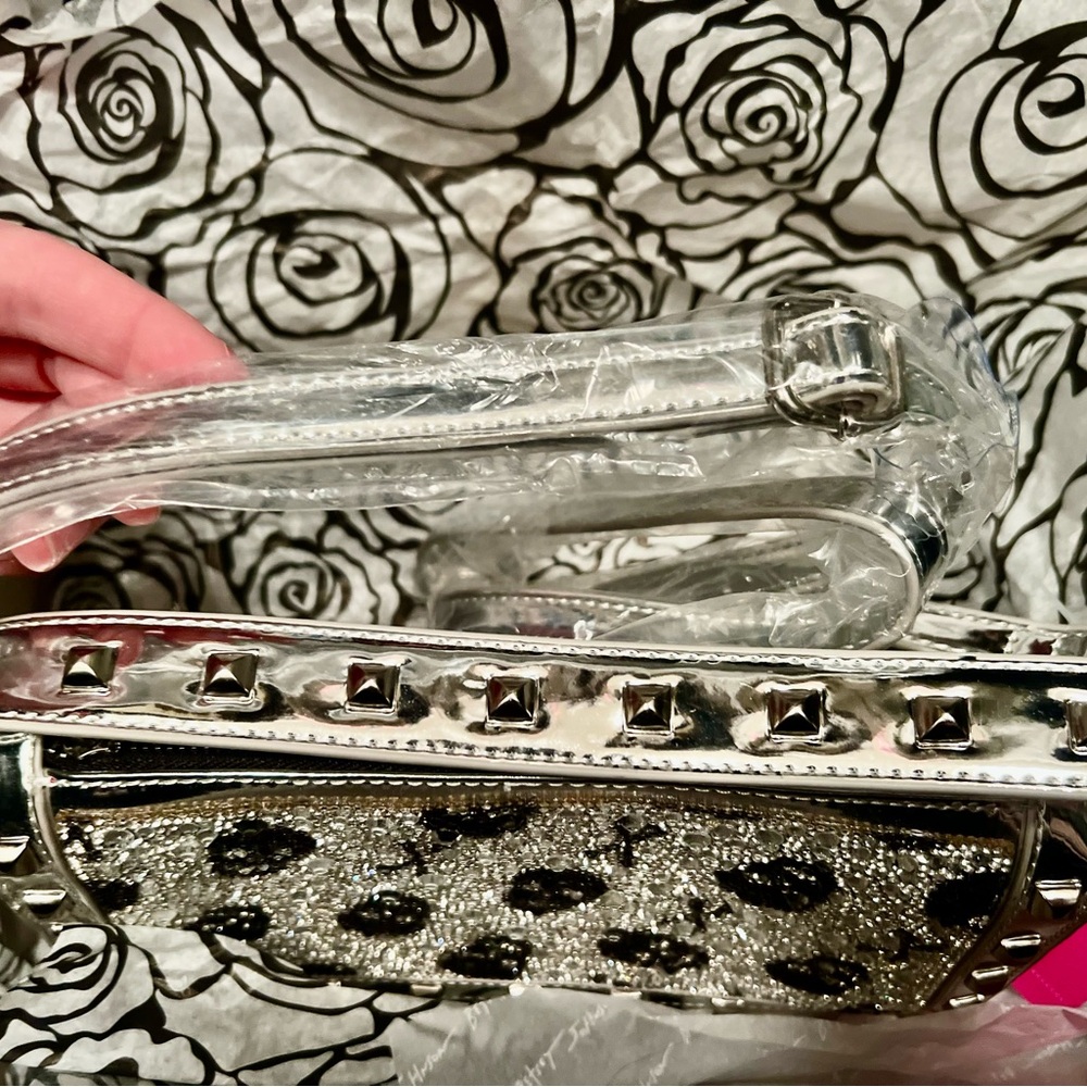 Betsy Johnson Rhinestone Skull Purse - Picture 3 of 8